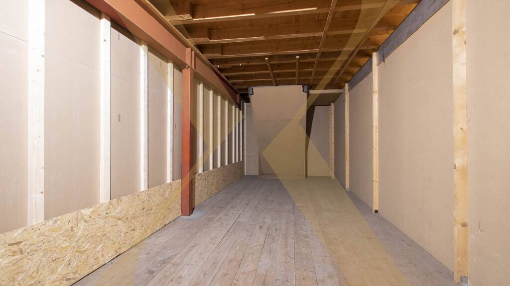 Halle/Industriefläche zur Miete 92,89 € 6,5 m² Lagerfläche Hörsching 4063