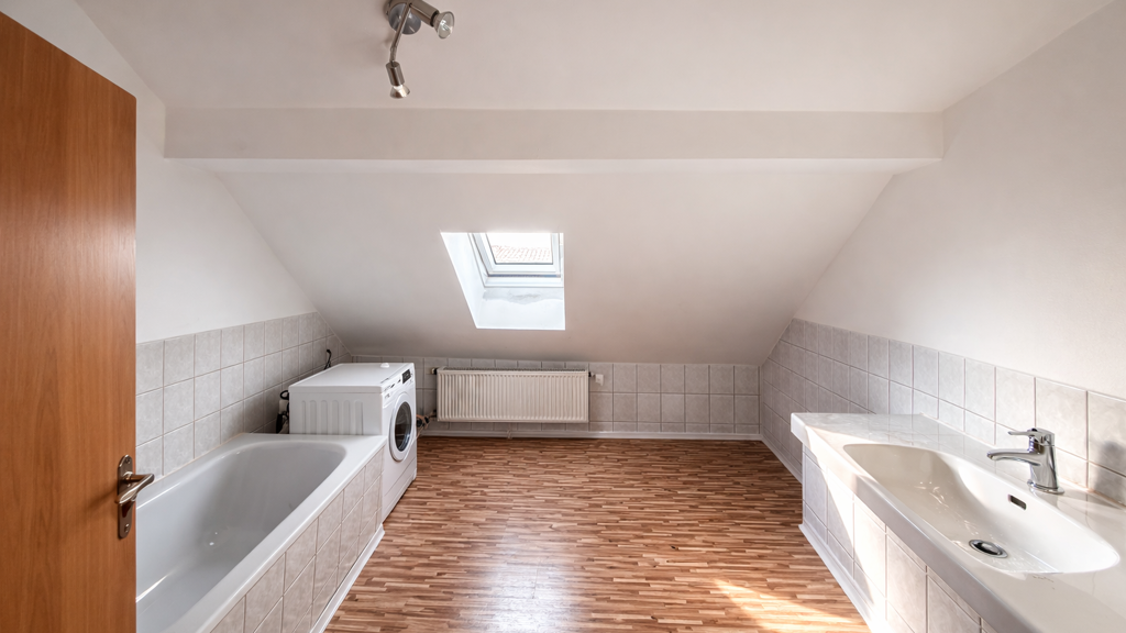 WG-Zimmer zur Miete 448 € 2 Zimmer 56 m² Geschoss 1/2 frei ab 01.06.2026 Werben Pegau 04523