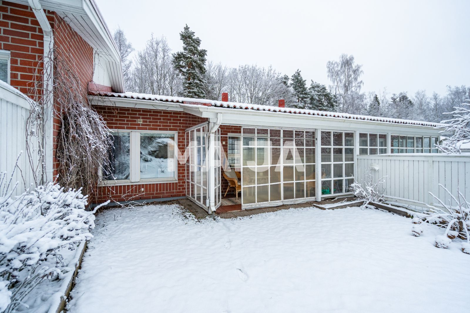 Reihenmittelhaus zum Kauf 123.000 € 3 Zimmer 76,5 m²<br/>Wohnfläche 3.951 m²<br/>Grundstück Jyräänkuja 1 Valkeakoski 37600