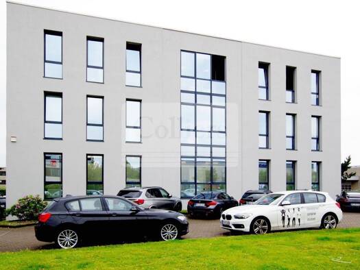 Bürofläche zur Miete 12 € 350,1 m² Bürofläche teilbar ab 350,1 m² Groß Borstel Hamburg 22335