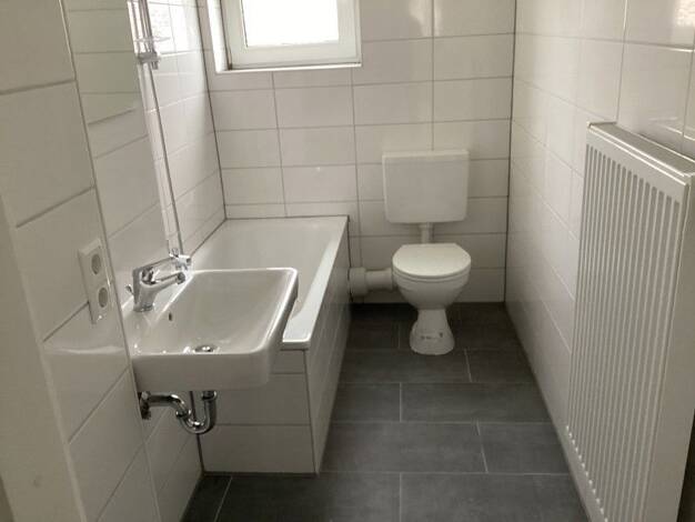 Wohnung zur Miete 568 € 3 Zimmer 64,5 m² 1. Geschoss frei ab 15.12.2025 Bodelschwinghstraße 8 Nordwestlicher Stadtteil Schweinfurt 97421