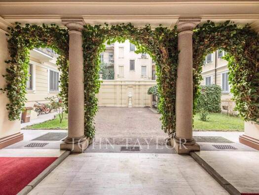 Studio zum Kauf provisionsfrei 5 Zimmer 250 m² 1. Geschoss Milano 20123