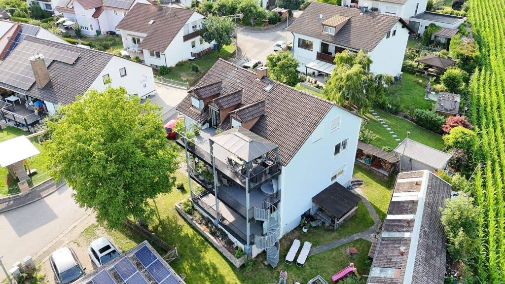 Mehrfamilienhaus zum Kauf 1.150.000 € 12 Zimmer 318 m² 1.003 m² Grundstück frei ab sofort Adelzhausen 86559