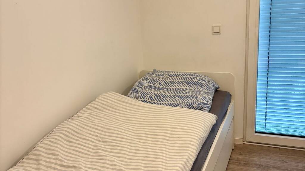 Studio zur Miete 550 € 1 Zimmer 25 m² Geschoss EG/2 frei ab sofort Heinersdorf Berlin 13089