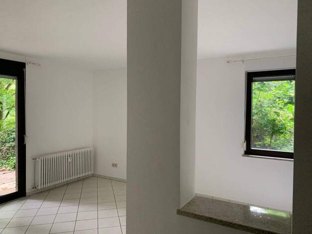 Wohnung zur Miete 520 € 2 Zimmer 47 m² frei ab sofort Erfurter Straße 32 Eschberg Mitte 66121
