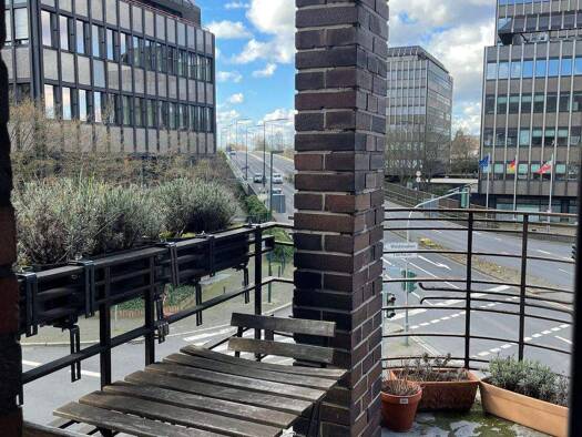Wohnung zur Miete 1.250 € 3 Zimmer 92 m² 3. Geschoss frei ab sofort Rath Düsseldorf 40472