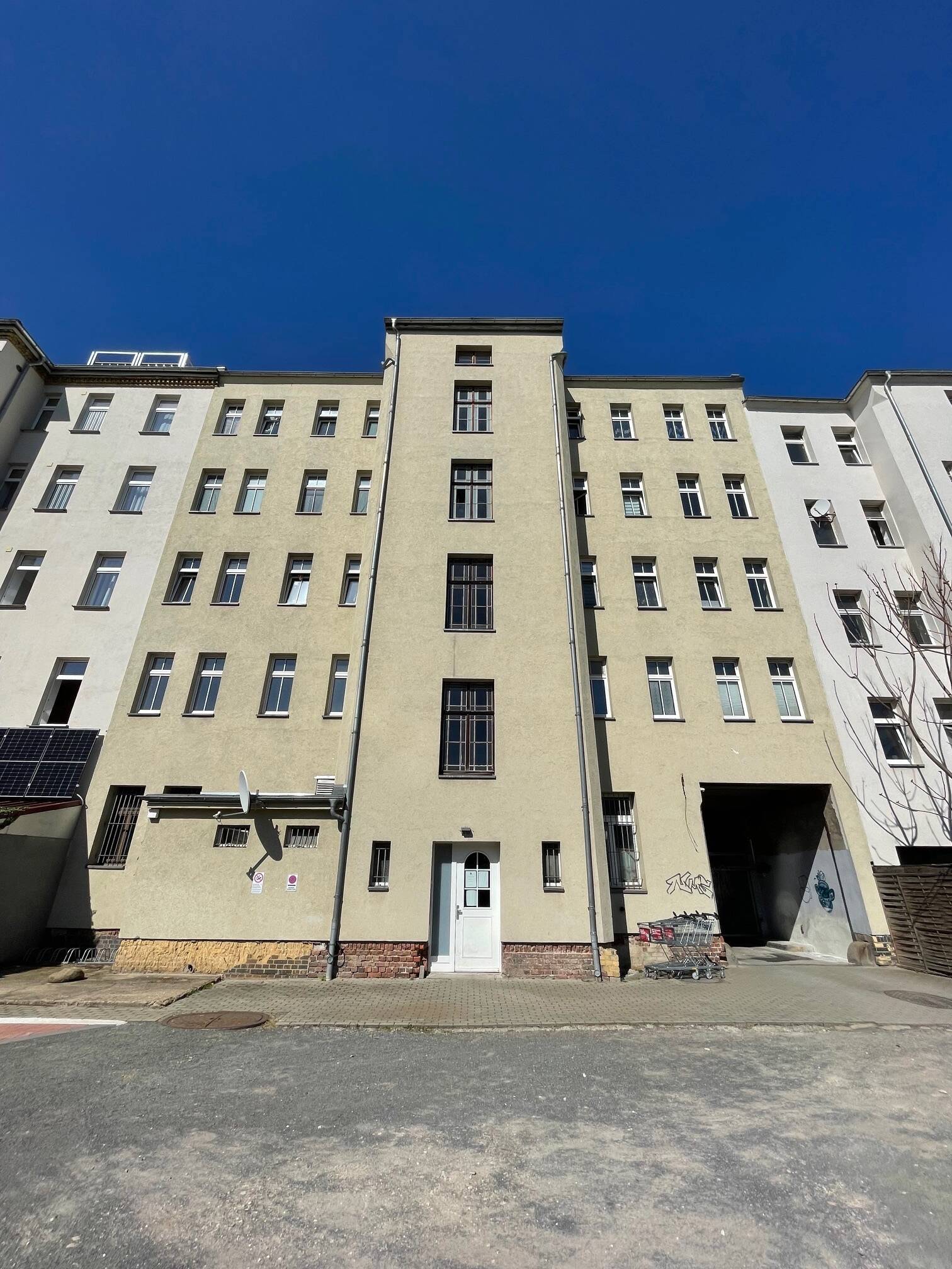 Property thumbnail 4