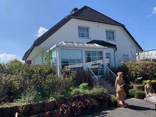 Sonstiges zum Kauf 472.000 € 5 Zimmer 197 m² 2.490 m² Grundstück Stadtoldendorf 37627