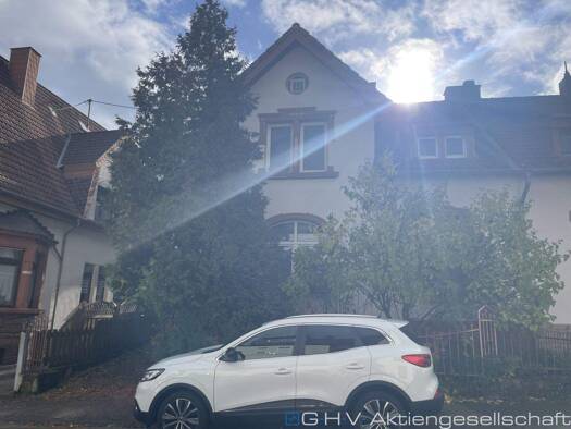 Doppelhaushälfte zum Kauf 109.000 € 5 Zimmer 110 m² 364 m² Grundstück Innenstadt Neunkirchen 66538