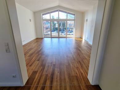 Wohnung zur Miete 2.100 € 4 Zimmer 211 m² Dachgeschoss, 1. Geschoss Deggendorf Deggendorf 94469