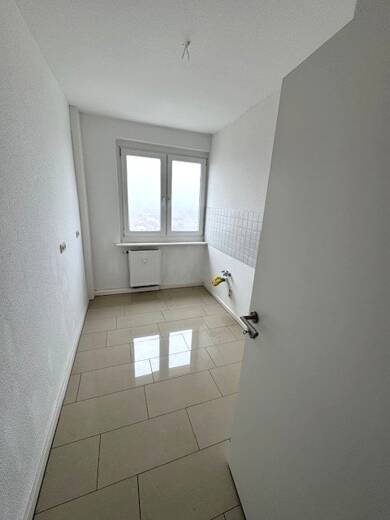 Wohnung zur Miete 350 € 3 Zimmer 58,2 m² 3. Geschoss frei ab sofort Daheimstraße 14 Innenstadt Dessau-Roßlau 06842