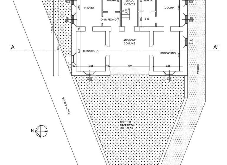 Mehrfamilienhaus zum Kauf 110.000 € 7 Zimmer 255 m² 264 m² Grundstück frei ab sofort Via Venticinque Aprile 50 Travedona Monate 21028