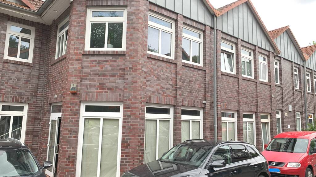 Laden zur Miete 1.900 € 2 Zimmer 238 m² Verkaufsfläche Iprump/Stickgras Delmenhorst 27751