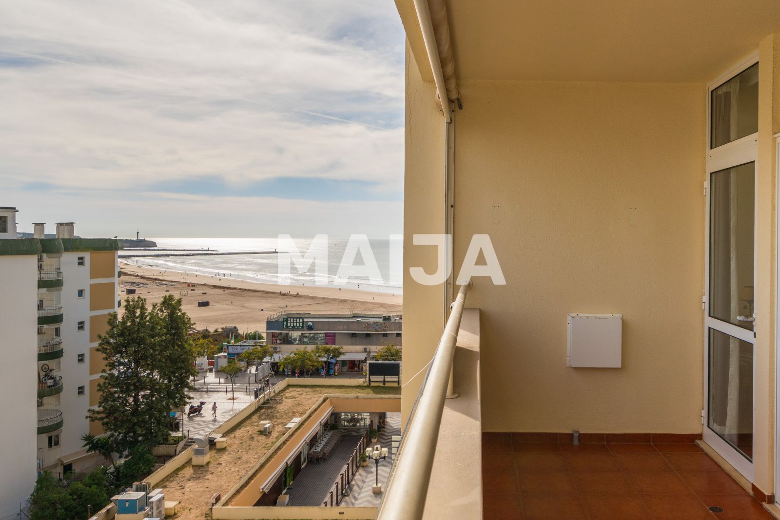 Studio zum Kauf 249.000 € 2 Zimmer 39 m²<br/>Wohnfläche 8.<br/>Geschoss Av. Tomás Cabreira, Edfº Varandas da Rocha, Bloco Portimão 8500-802