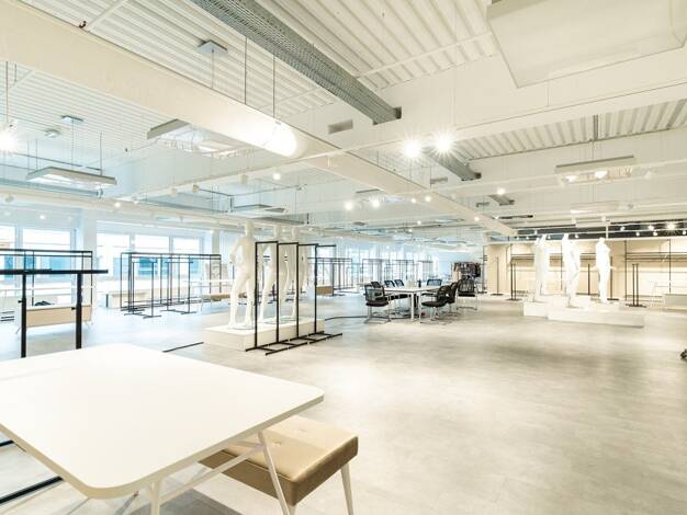 Bürofläche zur Miete provisionsfrei 6,50 € 3.822,7 m² Bürofläche teilbar ab 1.399,4 m² Halle Halle (Westfalen) 33790