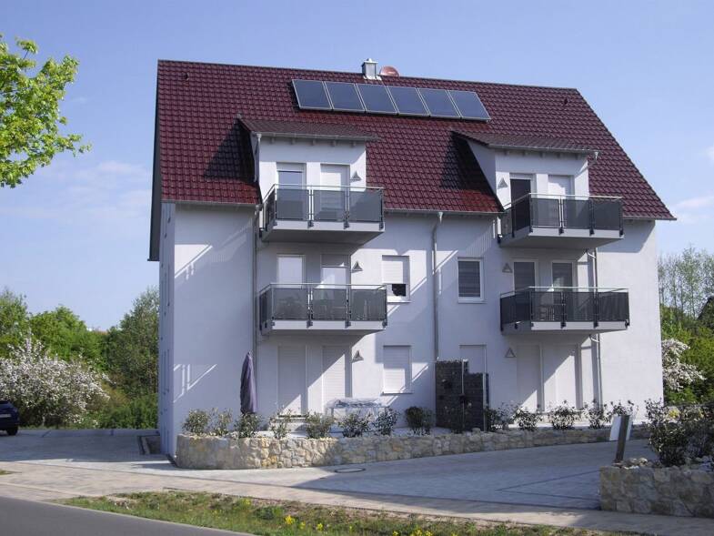 Wohnung zur Miete 1.220 € 4 Zimmer 103 m² Dachgeschoss, 2. Geschoss frei ab sofort Reichsdorfstraße 3 Sennfeld 97526