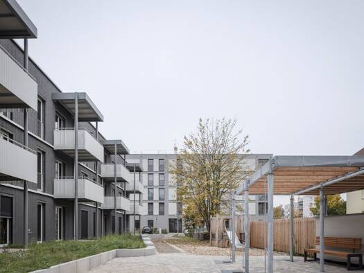 Wohnung zur Miete 978 € 3 Zimmer 75,3 m² 2. Geschoss frei ab 01.10.2026 Otto-Wels-Str. 1 Unterfarrnbach Fürth 90766