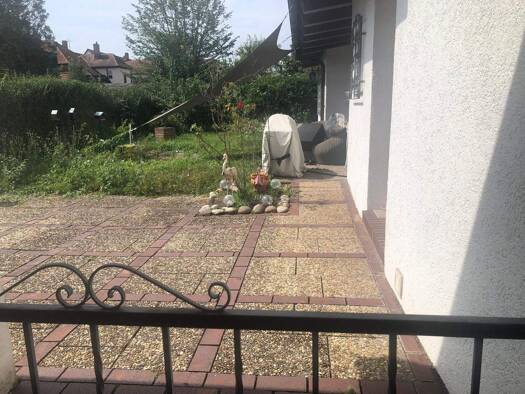 Bungalow zum Kauf 375.000 € 3,5 Zimmer 135 m² 300 m² Grundstück frei ab sofort Schwaig Schwaig bei Nürnberg 90571