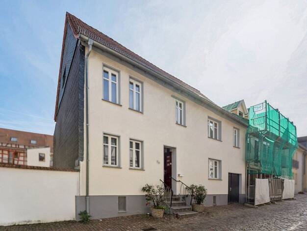 Einfamilienhaus zum Kauf 279.000 € 9 Zimmer 176 m² 206 m² Grundstück Idstein Idstein 65510
