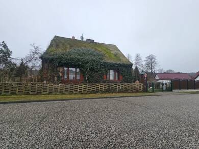Einfamilienhaus zum Kauf 150.000 € 4 Zimmer 100 m² 1.209 m² Grundstück Rießen Siehdichum 15890