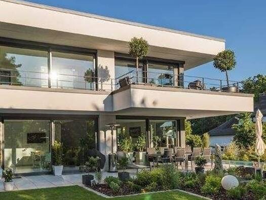 Einfamilienhaus zum Kauf 1.830.000 € 7 Zimmer 200 m² 737 m² Grundstück Burgberg Erlangen 91054