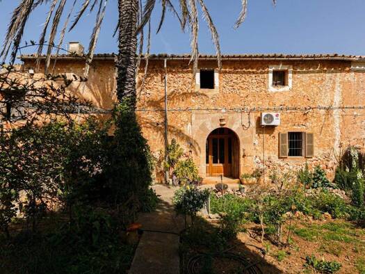 Landhaus zum Kauf 685.000 € 7 Zimmer 415 m² 15.045 m² Grundstück Santa María del Camí 07320