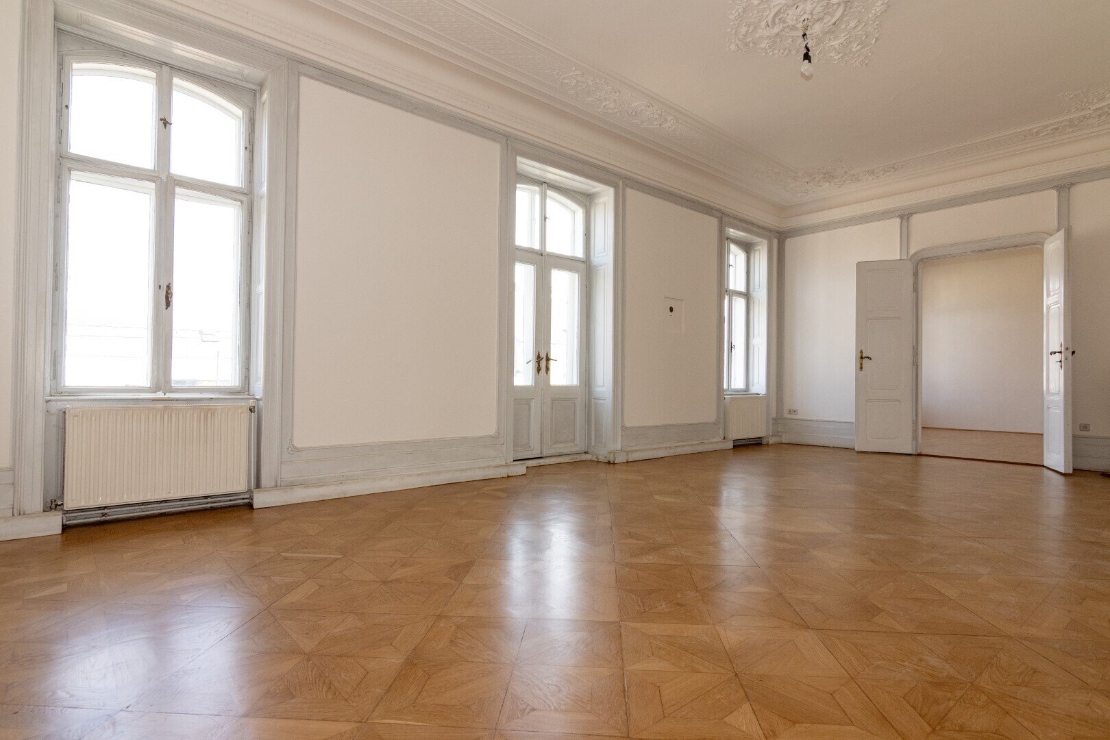 Büro-/Praxisfläche zur Miete 2.480 € 7 Zimmer 250 m²<br/>Bürofläche Baden 2500