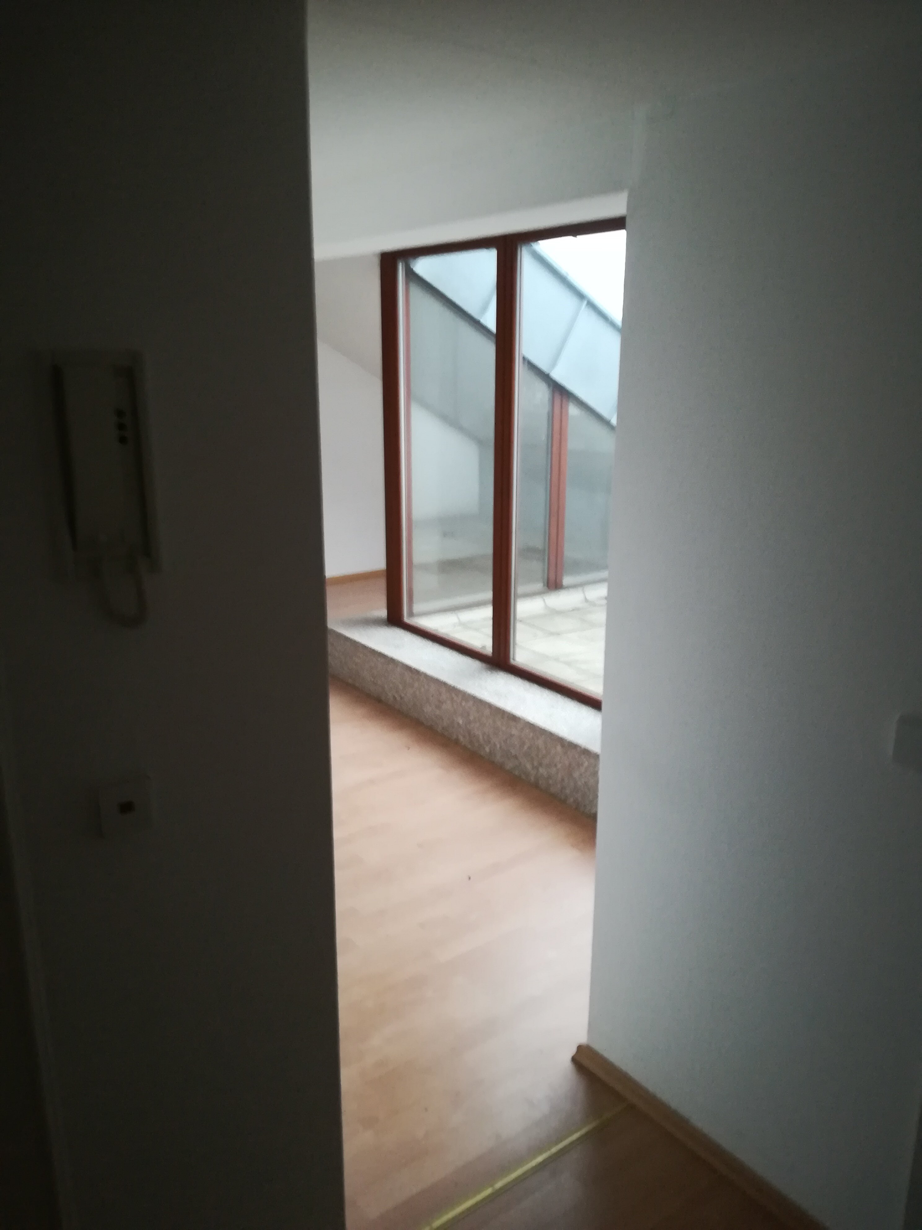 Wohnung zur Miete 1.150 € 2,5 Zimmer 75,4 m²<br/>Wohnfläche 2.<br/>Geschoss ab sofort<br/>Verfügbarkeit Sachsenhausen - Süd Frankfurt am Main 60599