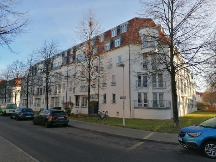 Wohnung zur Miete 250 € 1 Zimmer 28 m²<br/>Wohnfläche 4.<br/>Geschoss 01.03.2025<br/>Verfügbarkeit Kamelienweg 9 Laubegast (Hallstädter Str.) Dresden 01279