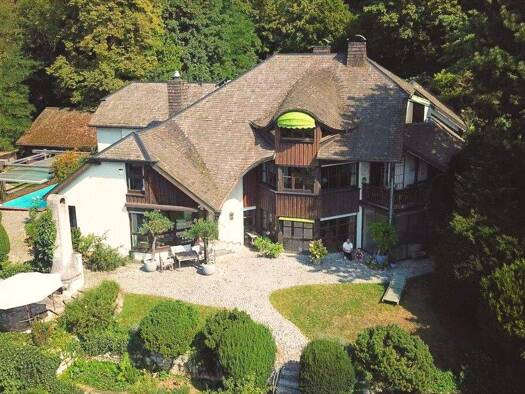 Villa zum Kauf 2.300.000 € 9 Zimmer 355 m² 1.822 m² Grundstück Steinweg Regensburg 93059