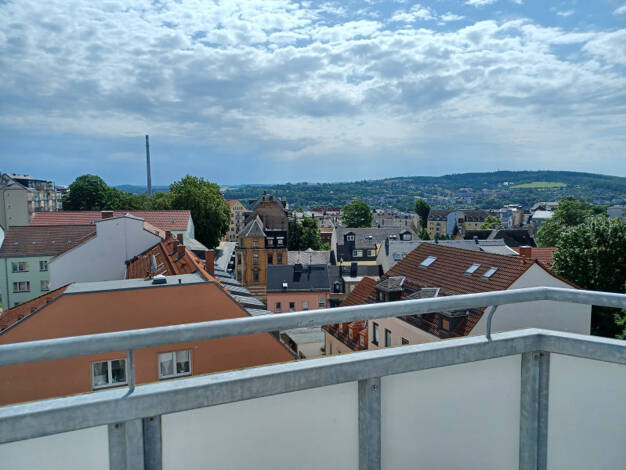 Wohnung zur Miete 185 € 1 Zimmer 30,6 m² 6. Geschoss Bahnhofstraße 30 Stadtmitte Plauen 08523