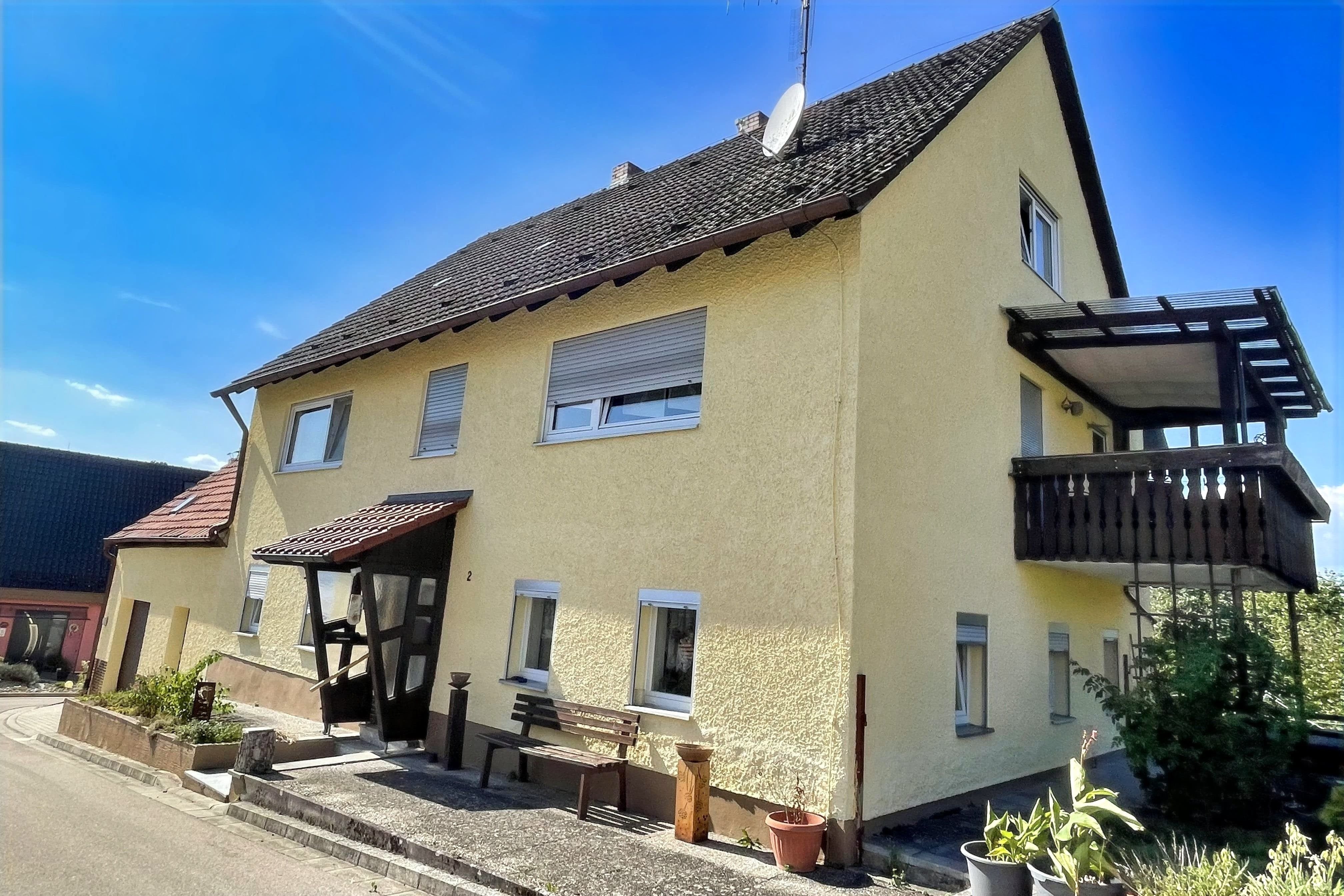 Mehrfamilienhaus zum Kauf 219.000 € 6 Zimmer 219 m²<br/>Wohnfläche 1.411 m²<br/>Grundstück Burk Burk 91596