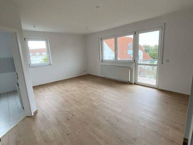 Wohnung zur Miete 530 € 2 Zimmer 62 m² 1. Geschoss Eschenweg 2 Ermlitz Schkopau 06258