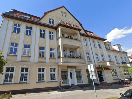 Wohnung zur Miete 1.200 € 4 Zimmer 113 m² Geschoss 2/3 frei ab 01.09.2026 Bahnstraße 3 Velten 16727