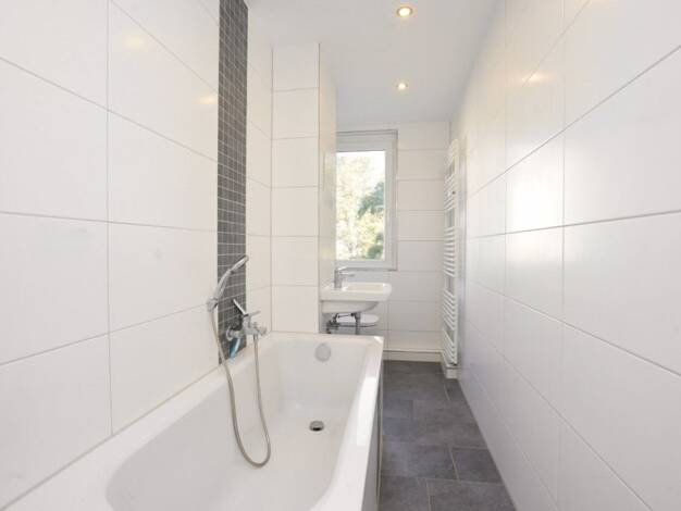 Wohnung zur Miete 233 € 2 Zimmer 46,5 m² EG frei ab 09.10.2026 Ernst-Enge-Straße 102 Gablenz Chemnitz 09127