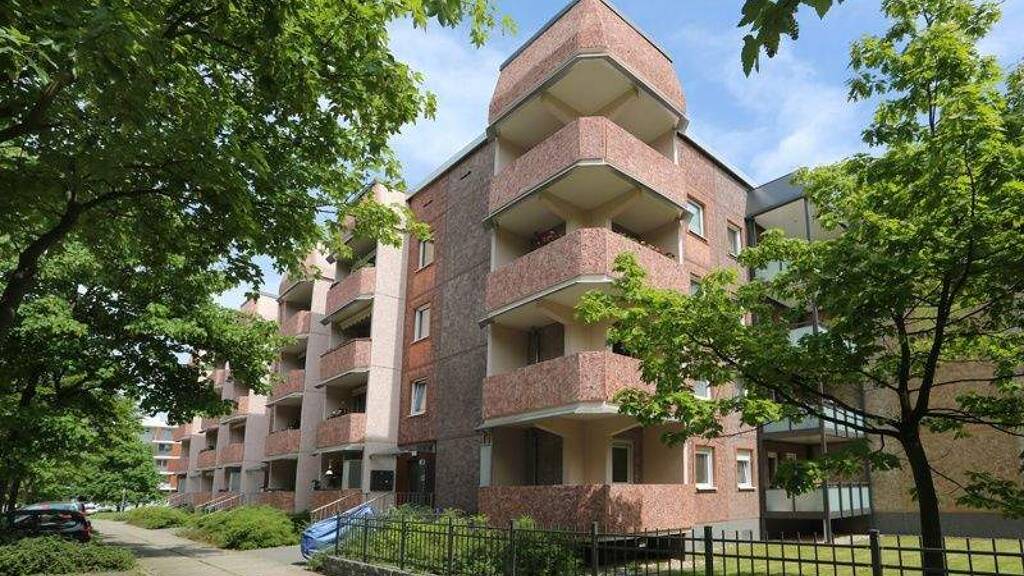 Wohnung zur Miete 310 € 2 Zimmer 47,5 m² 3. Geschoss frei ab 01.08.2026 Am Lustgarten 13 Innenstadt Dessau-Roßlau 06844