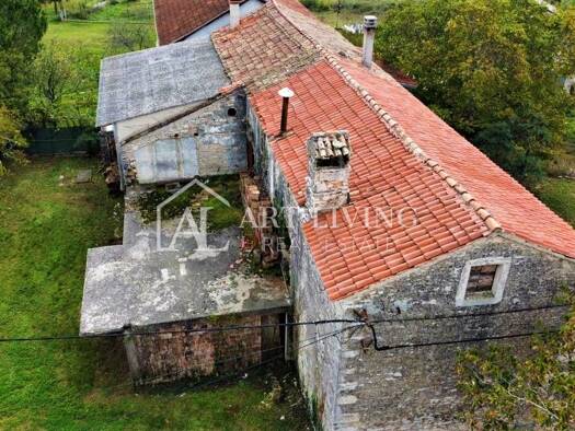 Einfamilienhaus zum Kauf 330.000 € 10 Zimmer 781 m² Grundstück Grožnjan 52429