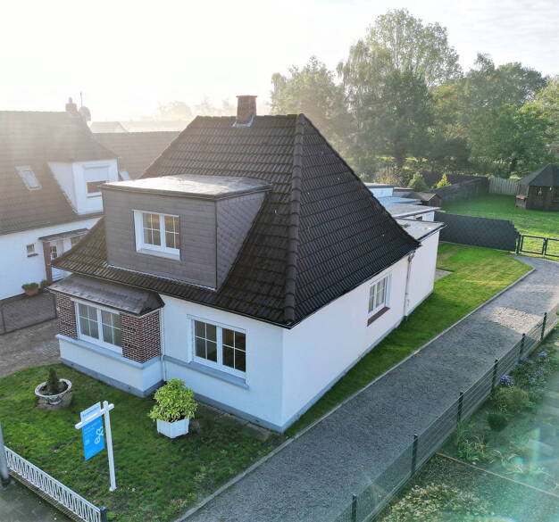 Einfamilienhaus zum Kauf provisionsfrei 339.000 € 4 Zimmer 118 m² 425 m² Grundstück Friedensstraße 40 Bungerhof Delmenhorst 27753