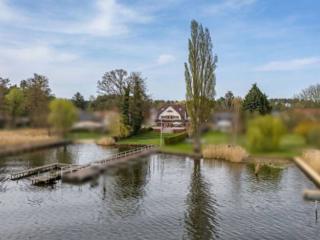 Villa zum Kauf 2.100.000 € 9 Zimmer 250 m² 1.730 m² Grundstück Kablow Königs Wusterhausen 15712
