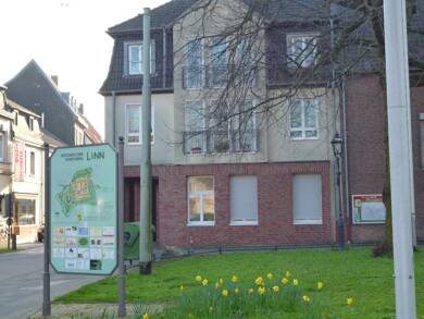 Wohnung zur Miete nur mit Wohnberechtigungsschein 363 € 2 Zimmer 61,8 m² 1. Geschoss Rheinbabenstraße 81 Linn Krefeld 47809