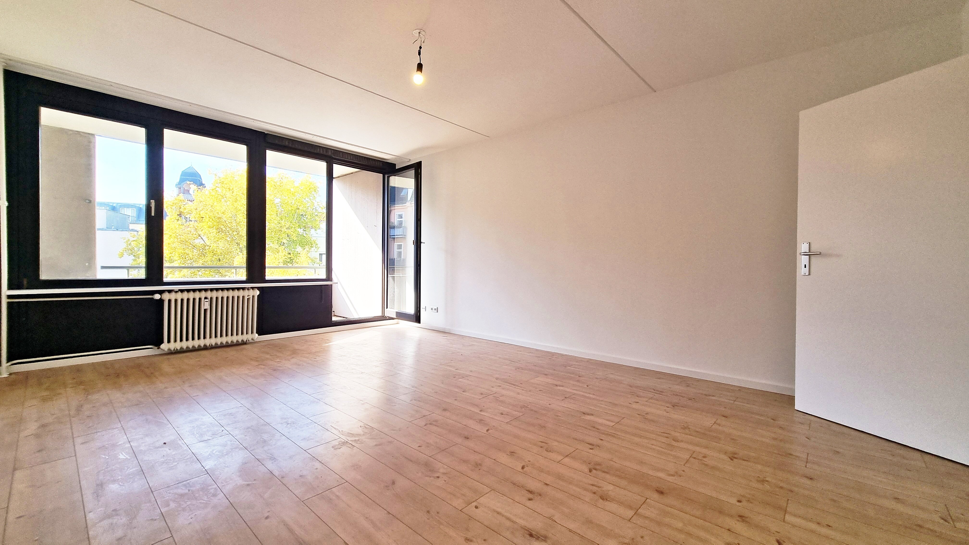 Wohnung zum Kauf 410.000 € 3 Zimmer 75,1 m²<br/>Wohnfläche 4.<br/>Geschoss ab sofort<br/>Verfügbarkeit Lewishamstr. 9 Charlottenburg Berlin 10629