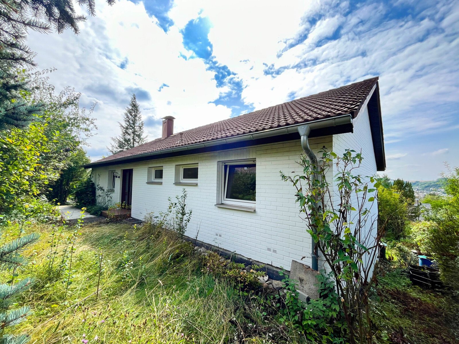 Einfamilienhaus zum Kauf 275.000 € 5 Zimmer 148,5 m²<br/>Wohnfläche 727 m²<br/>Grundstück Niederstetten Niederstetten 97996