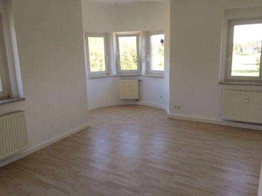 Wohnung zur Miete 325 € 3 Zimmer 72,8 m² 2. Geschoss Schrödelstraße 2 Alt-Chrieschwitz Plauen 08529