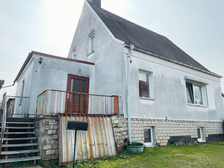 Einfamilienhaus zum Kauf 94.900 € 5 Zimmer 116,4 m² 577 m² Grundstück frei ab sofort Spergau Leuna 06237