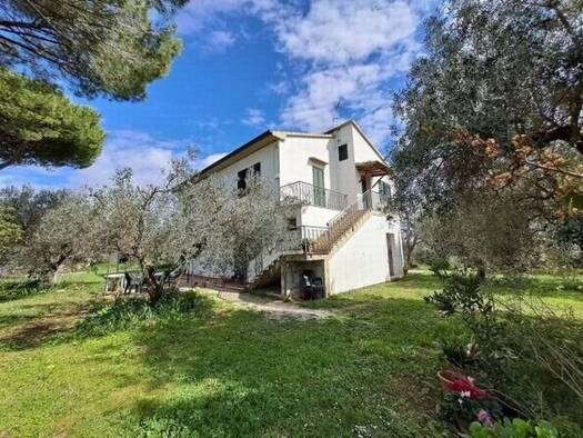 Einfamilienhaus zum Kauf 1.450.000 € 10 Zimmer 1 m² 160.000 m² Grundstück Suvereto 57028