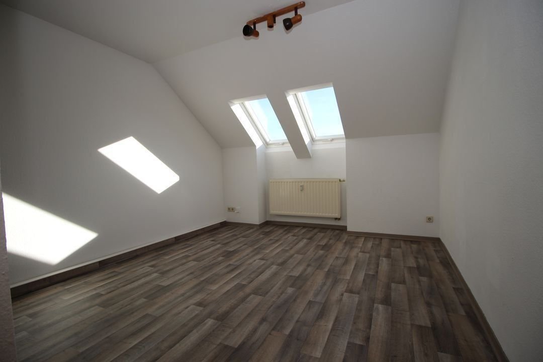 Wohnung zur Miete 229,90 € 2 Zimmer 45,8 m²<br/>Wohnfläche 3.<br/>Geschoss ab sofort<br/>Verfügbarkeit Christgrün 5b Pöhl 08543