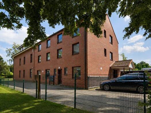 Mehrfamilienhaus zum Kauf als Kapitalanlage geeignet 2.650.000 € 799 m² 1.214 m² Grundstück Eidelstedt Eimsbüttel 22527
