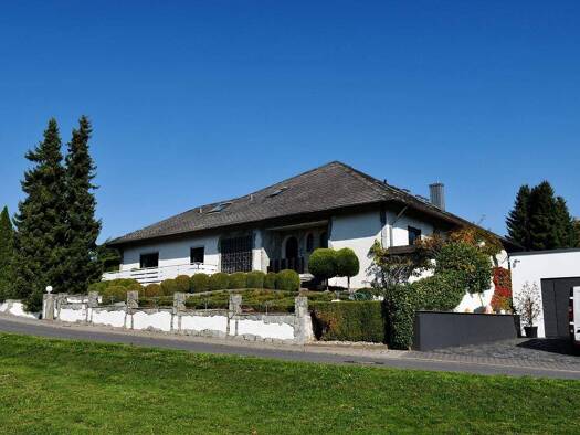 Einfamilienhaus zum Kauf 995.000 € 11 Zimmer 370 m² 2.219 m² Grundstück Fränkisch-Crumbach 64407