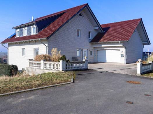 Einfamilienhaus zum Kauf provisionsfrei 530.000 € 7 Zimmer 290 m² 750 m² Grundstück Burgblick 9 Mardorf Homberg 34576