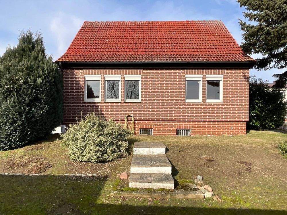 Immobilie in Ruhner Berge - Ihr Einfamilienhaus in ruhiger Lage von Marnitz wartet auf Sie - Bild 1